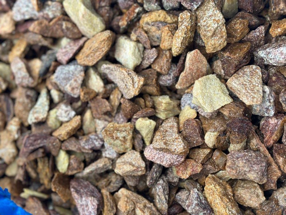 Златолит персиковый декоративная каменная крошка купить в Очёре