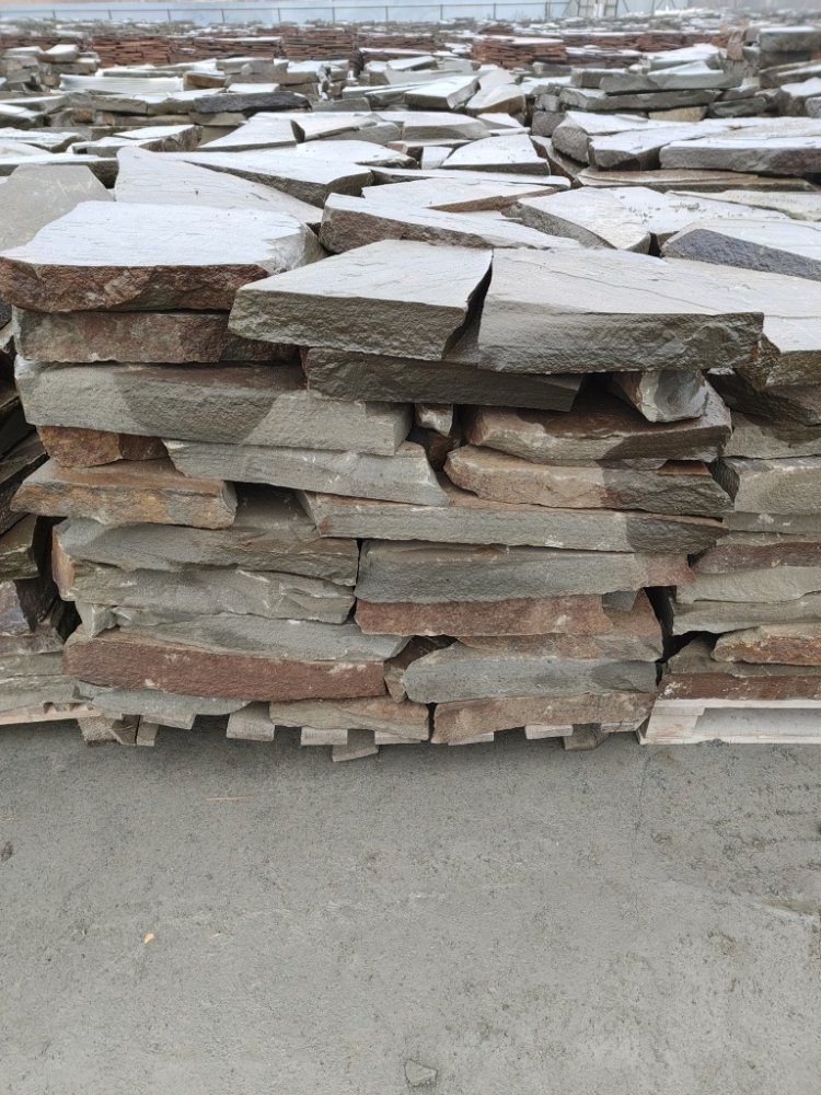 Плитняк песчаник серо-зелёный для мощения 60-65 мм купить в Очёре