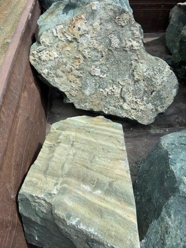 Ландшафтные глыбы зелёные 200-500 килограмм купить в Очёре