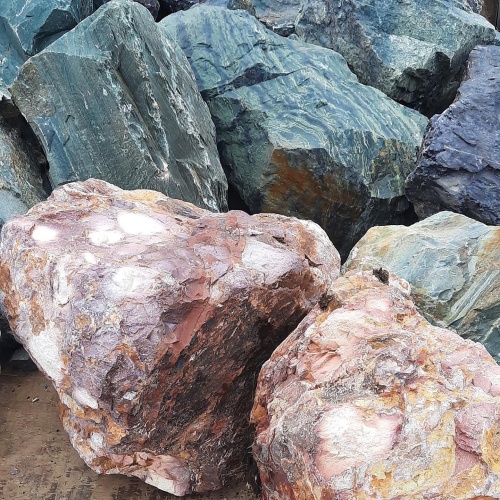 Ландшафтные глыбы красно-фиолетовые 200-1000 килограмм купить в Очёре