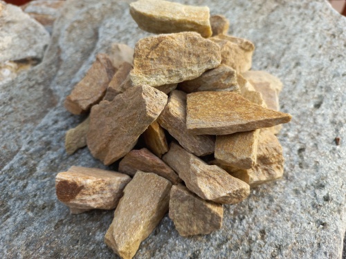 Златолит жёлтый декоративная каменная крошка купить в Очёре