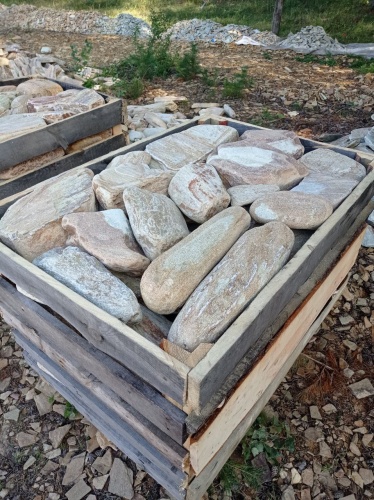 Златолит жёлтый, жёлто-зелёный глыбки и валуны для ланшафтного дизайна купить в Очёре