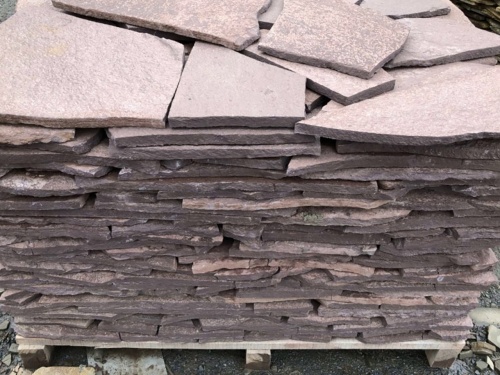 Плитняк лемезит бордовый для облицовки цоколя 20-25 мм  купить в Очёре