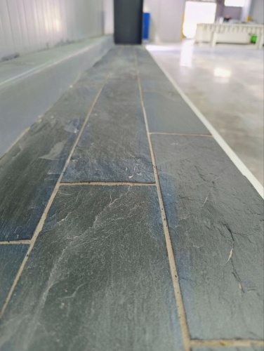 Плитка чёрная из натурального камня фасадная 30 см * 5 см, толщина 7 мм -30 мм купить в Очёре